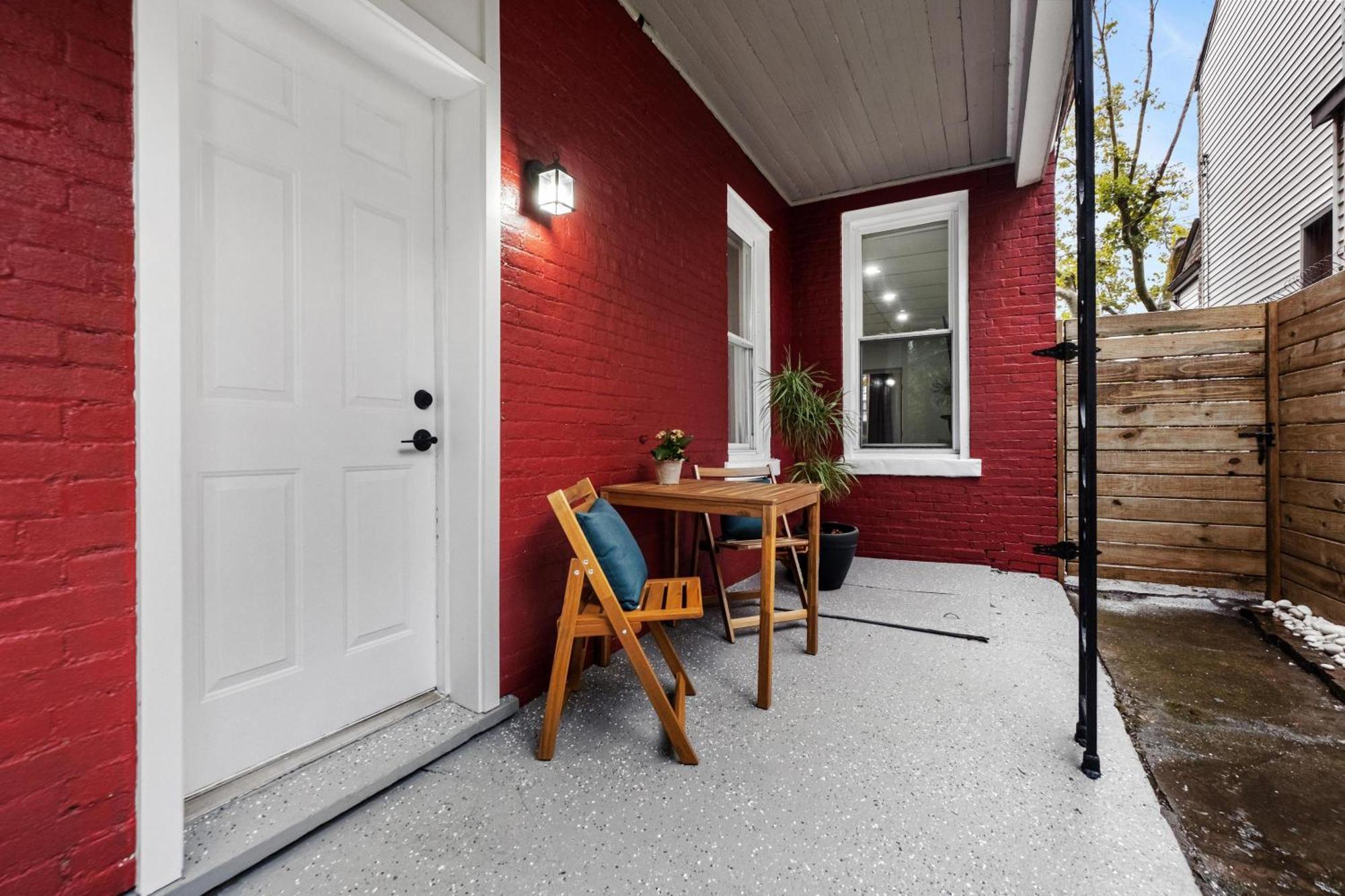 The Bloomfield Nook Apartment *