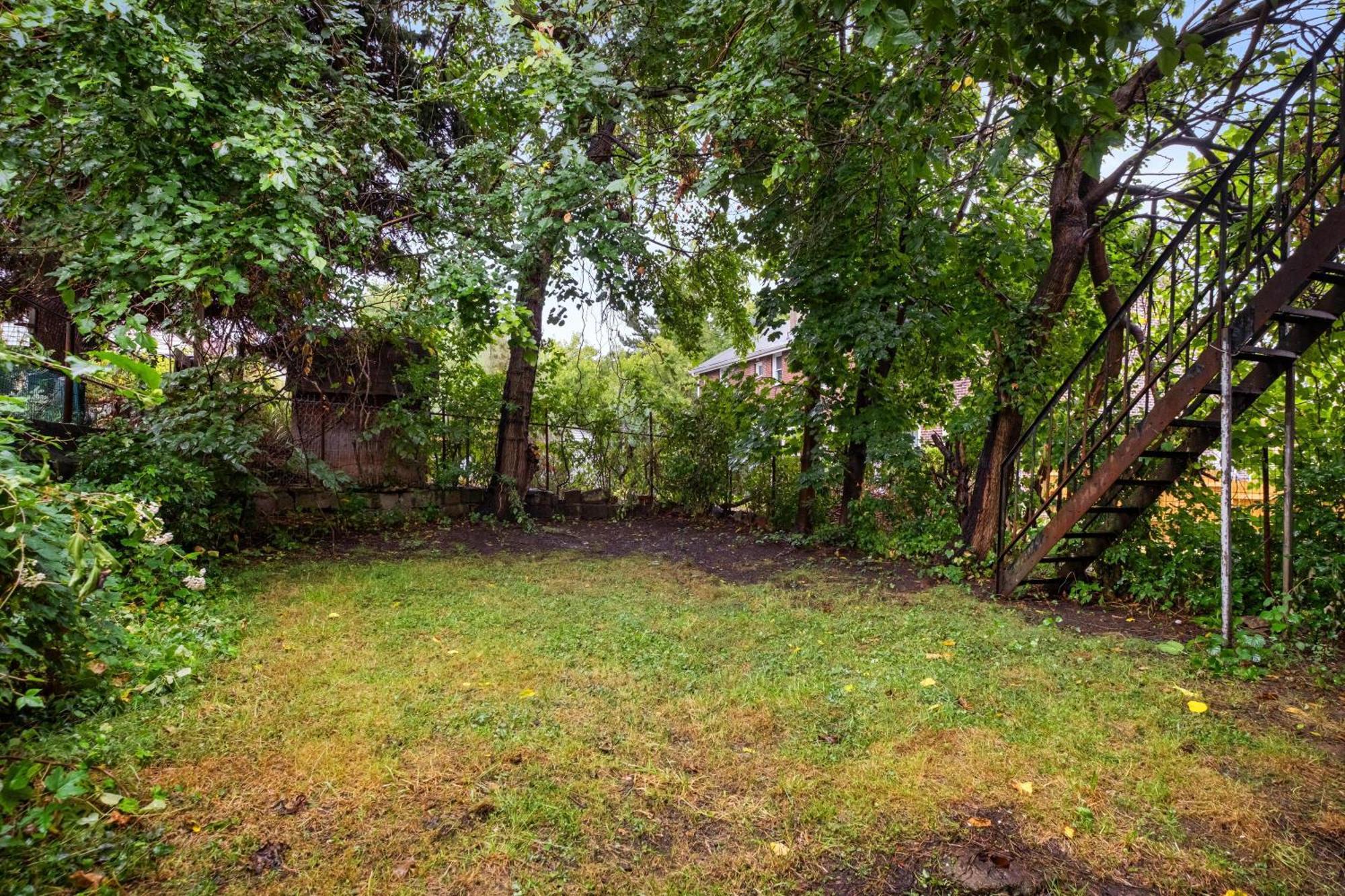 The Bloomfield Nook Apartment