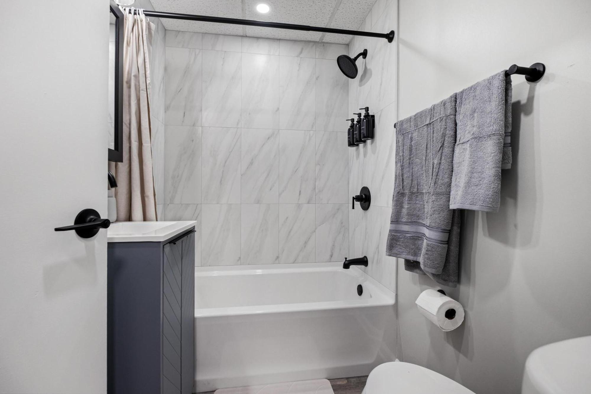 The Bloomfield Nook Apartment *